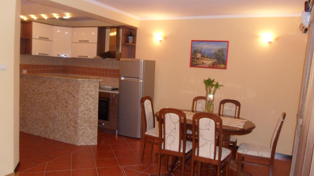 Apartments Marovic Luštica Exterior foto